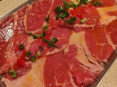 -蚂蚁洞·烤肉大营地(上海静安大悦城店)