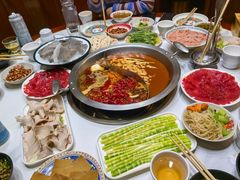 -沸炉重庆老火锅(军事博物馆店)