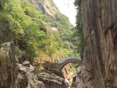 -鄣山大峡谷