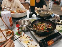 -刘姐啤酒鱼民族演艺餐厅(西街总店)