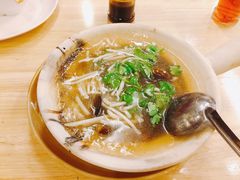 -J Daeng Seafood