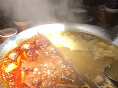 -湊湊火锅·茶憩(杭州湖滨银泰in77店)