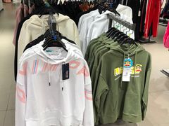 -唯品会(北京国瑞城店)