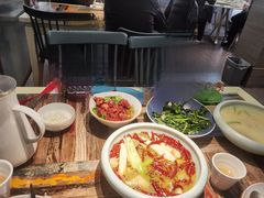 -江南驿·二十余年创意杭帮味(良渚玉鸟集店)
