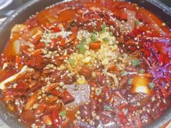 -路边边地标烧烤·川菜·小龙虾·音乐酒馆(良乡长虹店)