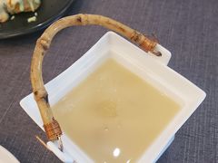 -御花园·粤菜·海鲜火锅(中山公园店)