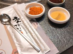 -草家酱蟹炭火烤肉店(珲春南路一店)