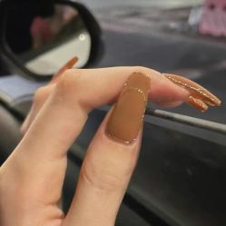-董小姐日式美甲美睫·皮肤管理