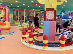 -宝贝渡口儿童游乐园(华南安盛店)