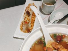 -江城小馆陕南妈妈菜·全球旅行餐厅(钟楼店)
