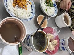 -高师傅特色米粉汤包(建设路店)