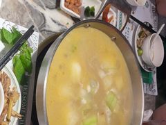 -禄婶鸡煲·打边炉
