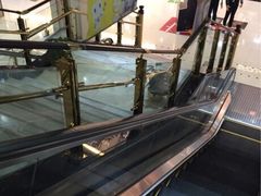 -武汉华夏国际影城(鲁广店)