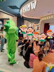 -奈尔宝家庭中心·亲子早教·派对餐厅(北京东坝万达店)