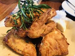 -ROAST coffee & eatery