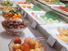 -腾阁自助餐厅(朝林广场店)