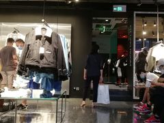 -NIKE品牌体验店(南京东路店)