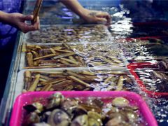 -亚龙湾8号(丁村万人海鲜广场店)