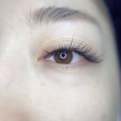 -花系美·美甲美睫精品店