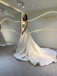 -GRACE KELLY婚纱与礼服(天津店)