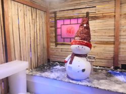 -圣名游乐城冰雪大世界