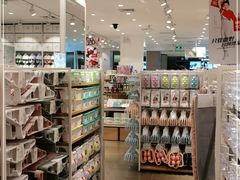 -名创优品(广东省广州琶洲保利广场店)