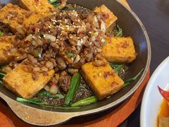 -川流不息·地道川菜·小龙虾(松东路店)