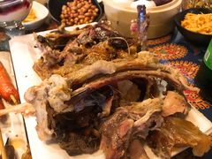 -乌托邦轰趴日租聚会别墅(先生的院子店)