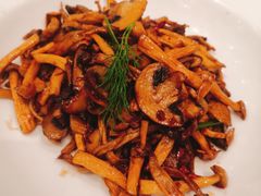 -亢龙太子酒轩(东湖店)