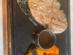 -必胜客(威高广场店)