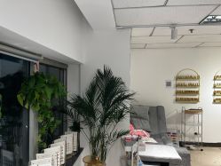 -丽心自助美甲美睫