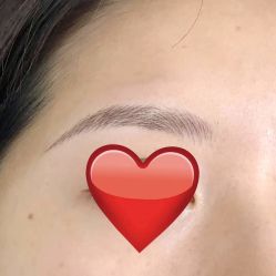 -一个差评成就的纹眉店