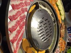 -哈哈碳都·牛肋条无限自助烤肉(宝龙店)