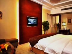 -山明水秀大饭店