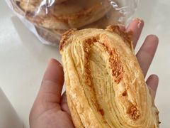 白脱芝士大蝴蝶酥-老大昌(淮海中路店)