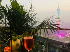 -广州柏悦酒店·悦吧·顶楼露天酒吧