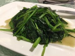 清炒波菜-新加坡海鲜共和(名胜世界圣淘沙海滨坊)