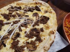 烤牛肉披萨-I HOLIC艾豪丽披萨(KKone店)