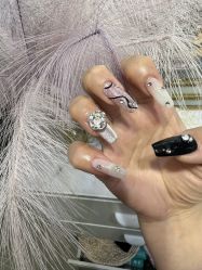 -尤米一站式美甲美睫