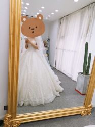 -曼青婚纱礼服馆
