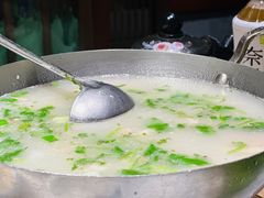 -丁里羊肉小镇(天鹅湖总店)