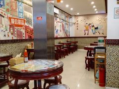 大堂-广信牛奶甜品世家(台东店)