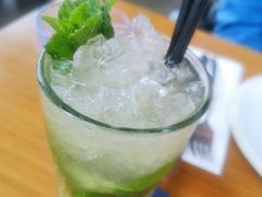 -THE CUT Rooftop顶楼牛排餐吧(环贸iapm店)