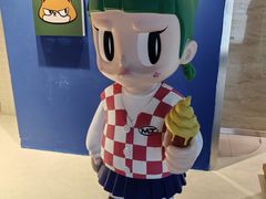 -燕莎奥特莱斯购物中心