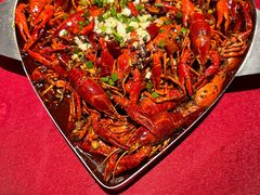 -龙巢盱眙龙虾·牛蛙·烧烤宵夜(八卦岭店)