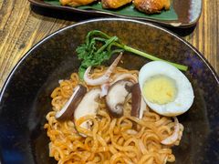 -花食间餐吧(远大购物中心群力店)