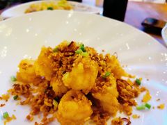 金沙辣炒九节明虾球-胡桃里音乐酒馆(四道口店)