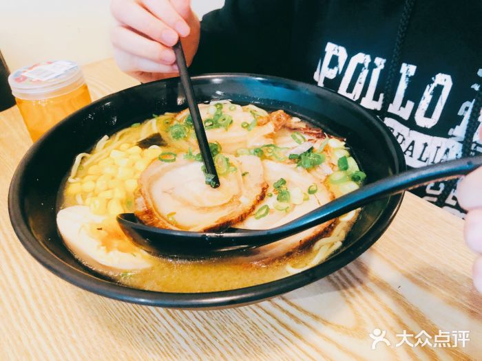 Oishii Sushi and Seafood图片