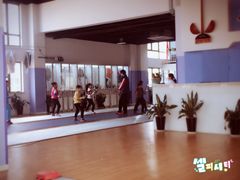 -尚剑击剑中心(铁山路馆)