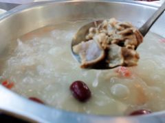 藏香猪汤锅-蘑统田下·野生菌火锅